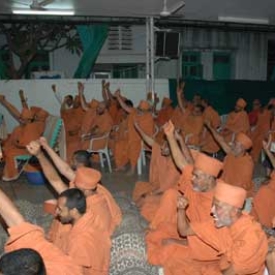 Nov 2005 - Santos and Bhios Celebrate P.P.Pappaji's Birthday - 13th Nov