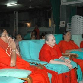 NOV 2010-Kirtan Aradhana 0111