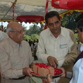 JAN 2011-Khatmuhrat Mahapooja Part 4