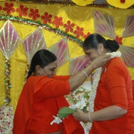 JUNE 2011-Param Pujya Maniben Divine Day-India