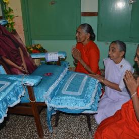 NOV 2012 NUTAN VARSH PRUKRUPA DARSHNE AND DHUN MANDIR_141112