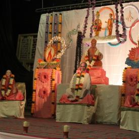SEP 2012-Deep Pragtya on Param Pujya Pappaji Pragtya Din-UK