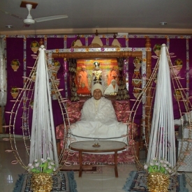 JAN 2013- GURUHARI DARSHAN AT PRABHUKRUPA_210113