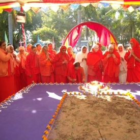 JAN 2013-P.P.BA NIRVAN DIN NIMITE BRAMHA JYOTI PAR PRADASHINA_210113
