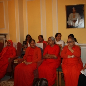 MAY 2013-P.P.Deviben And P.Dayaben Welcome and Sabha_220513