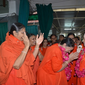 SEP 2014- P.Jasuben welcome to india sabha-090914